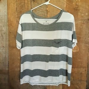 American Eagle grey and white striped t shirt